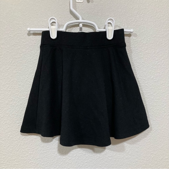Children’s Place skirt - Picture 4 of 5
